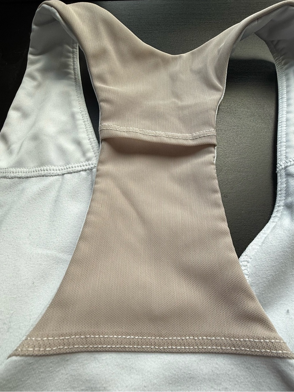 Fabletics White Racerback Sports Bra - Picture 3 of 4